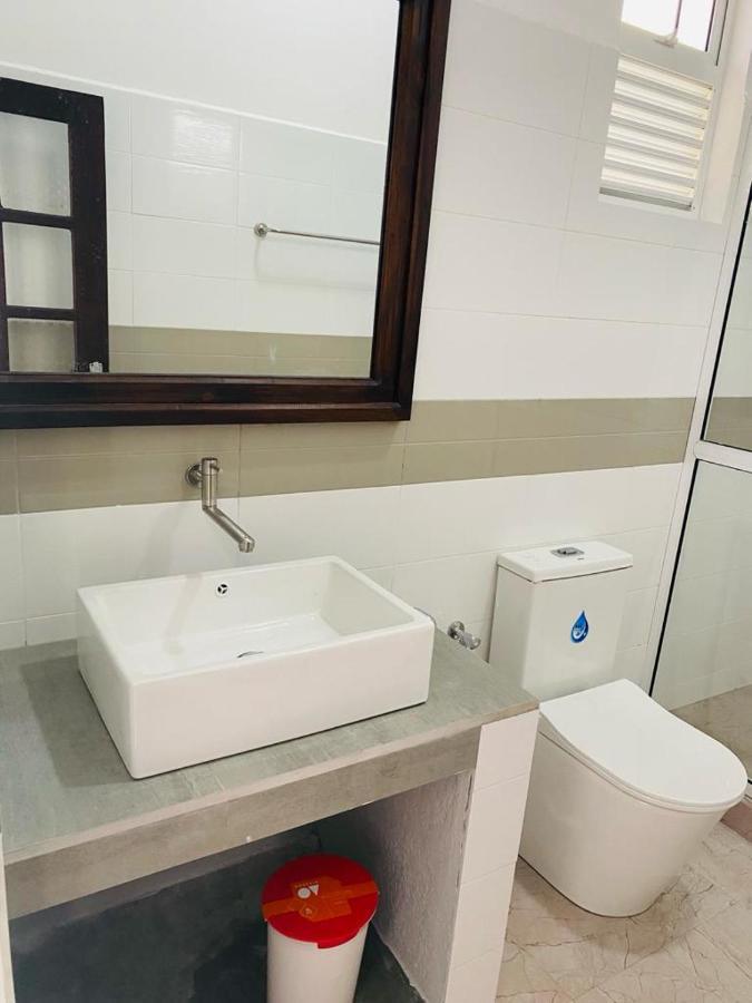 Sevenra Grand Beach Hotel アンバランゴダ エクステリア 写真